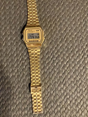 Farril C001 watch used with yellow backlight