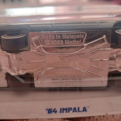 Hot Wheels Chevrolet Impala '64 car