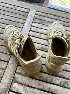 Adidas Terrex 43 1/3 μεταχειρισμένα μπεζ καφέ αθλητικά παπούτσια