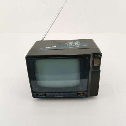 Roadstar portable vintage 1990 television used, functional