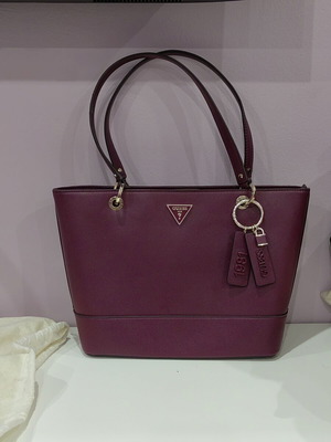 Guess large bag like new