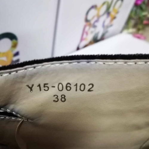 Shoes model 2026 size 38 new