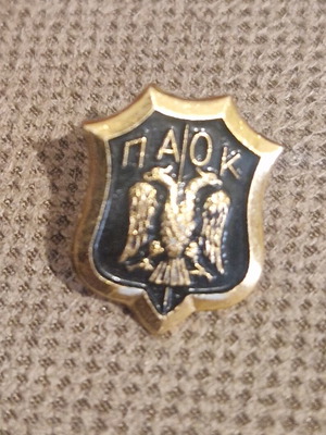 Paok pin badge like new
