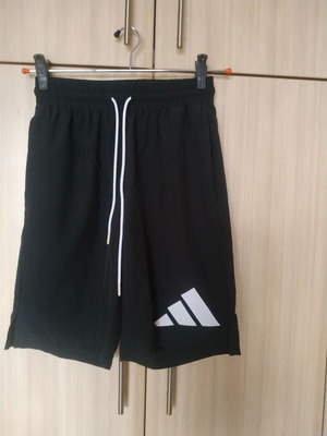 Adidas shorts bermuda black size S like new