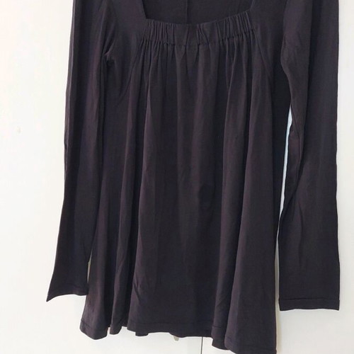 Black long-sleeve blouse with a square bust