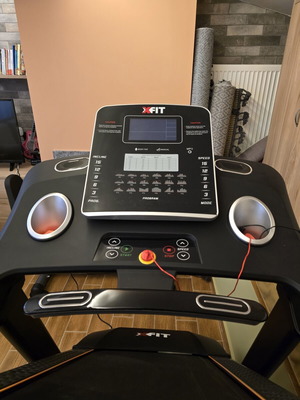 Διάδρομος γυμναστικής X-FIT Legend 3HP σαν καινούργιος, ηλεκτρικός αναδιπλούμενος, 20 km/h