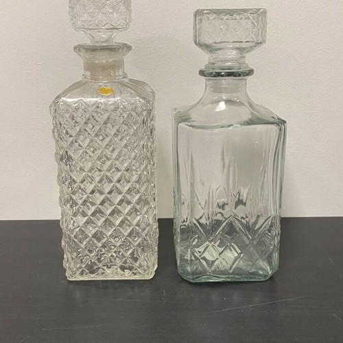 Decanters like new, set of 2
