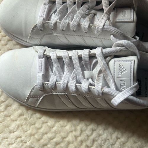 Adidas Grand Court 2.0 sneakers like new, size 38.5, white