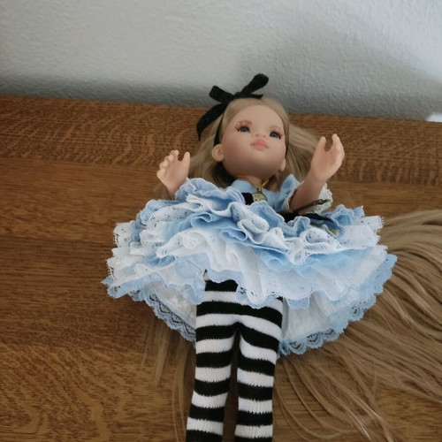 Paola Reina Alice and Wonderland doll new