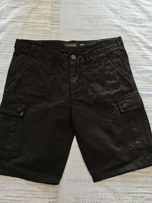 Emerson cargo shorts black size 33