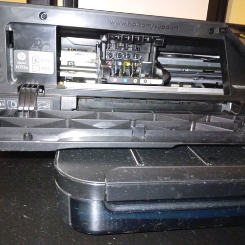 Office jet HP 6700 all-in-one like new with scanner and fax