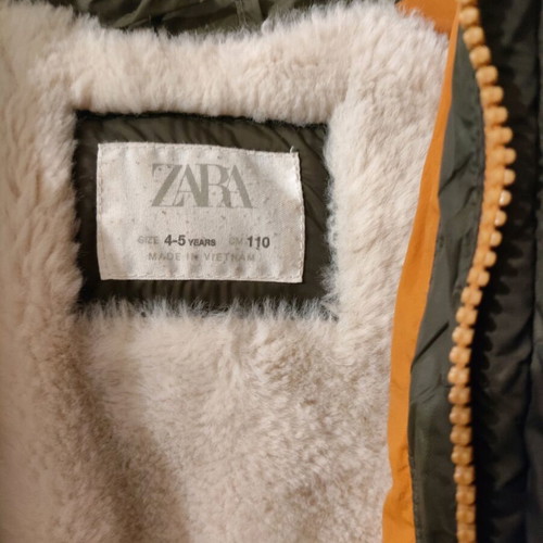 Zara jacket khaki with hood for boy 4-5 years like new