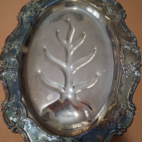 Metal tray used with decorative engravings 43×32 cm