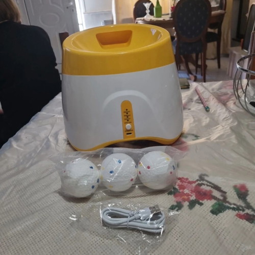 Ball Throwing Game for Dogs new in box