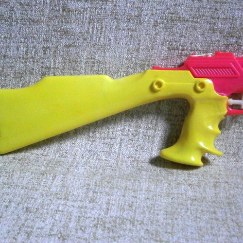 Space toy plastic water gun new vintage