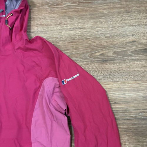 Berghaus Velum Gore-Tex Active Storm Jacket XL like new, colorful