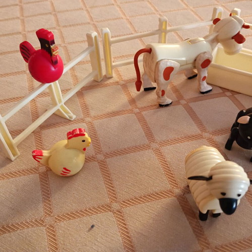 Fisher Price Little People Farm used, rare '70s with animals and fence