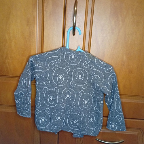 United Colors of Benetton baby cardigan 0-6 months like new