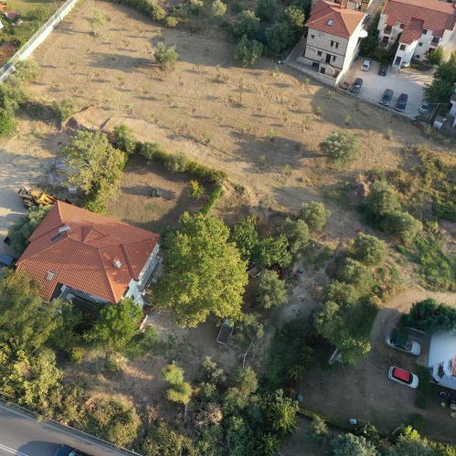 Land 2,500 sqm corner plot in Psakoudia Halkidiki, buildable