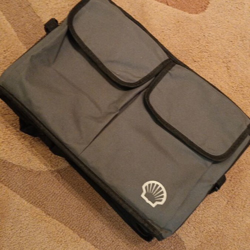 Shell trunk organizer used, foldable with scratch-resistant base