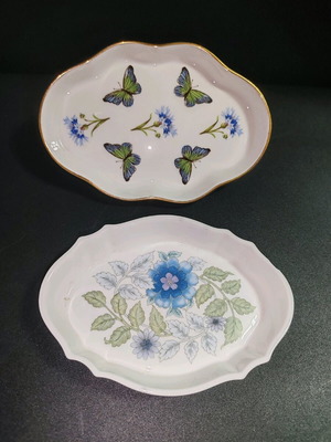 Collectors bone china oval plates Harrods & Wedgwood new, set of 2