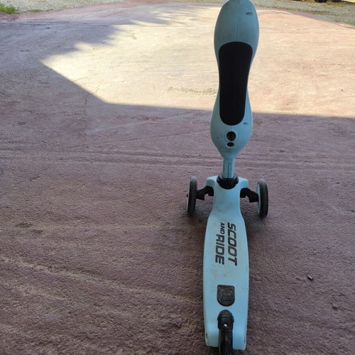 Tricycle scooter used, child can sit