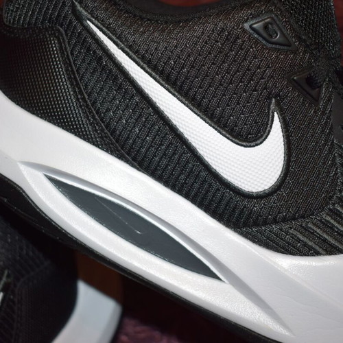 Nike Precision 5 sports shoes like new, size 45.5, black and white