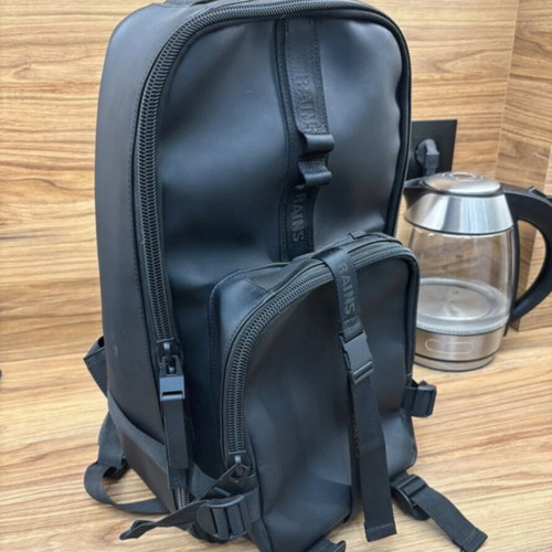 Rains Trail Rucksack new, waterproof black backpack 13.6L