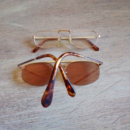 Vintage glasses pack of 2, gold frames, like new