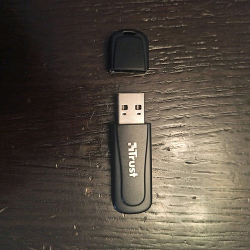 Bluetooth adaptor Trust used in excellent condition