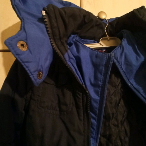 Children's jacket 4 years like new, black-blue with hood