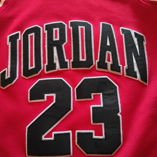 Jordan basketball dress No. 23 like new, size 10-12 years