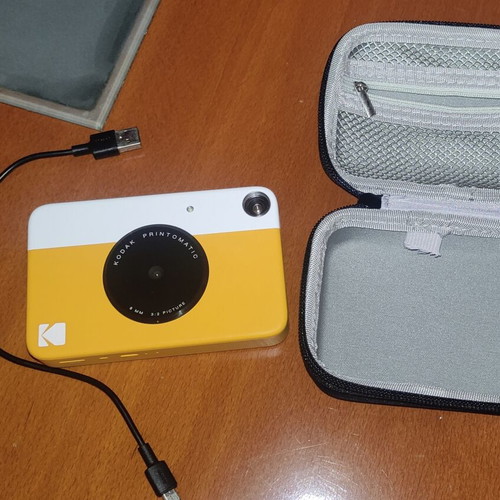 Kodak Printomatic instant camera