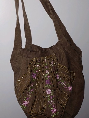 Brown embroidered shoulder bag with studs like new