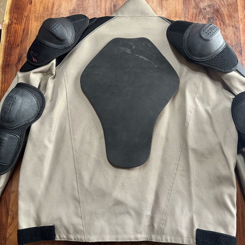 Motorcycle jacket XXL waterproof windproof with protectors like new