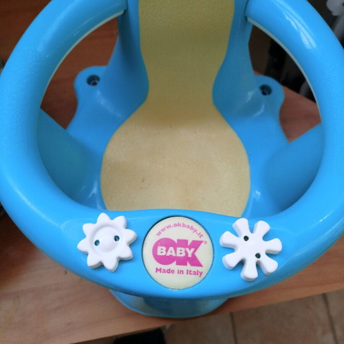 Ok baby baby bath support base used with built-in thermometer