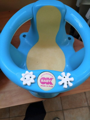 Ok baby baby bath support base used with built-in thermometer