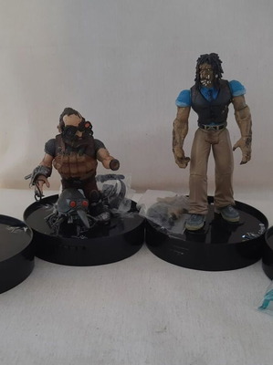 Set of 4 horror electronic game figures used