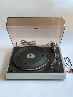 Philips 22GA227/05 vintage turntable used with original Philips 400 cartridge