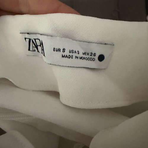 Zara white skirt like new, small size