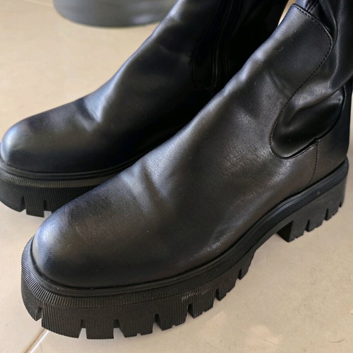 Zara over-the-knee boots no. 40 like new, black faux leather