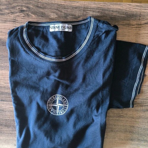 Stone Island T-shirt size L like new, dark blue