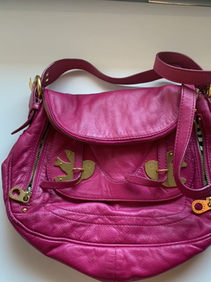 Marc by Marc Jacobs Petal to the Metal Natasha crossbody bag like new, fuchsia leather