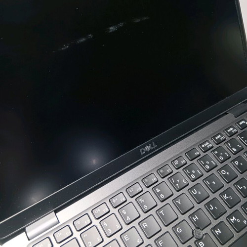 Dell 5400 i5 8th Gen laptop used, 8GB RAM, 512GB SSD, 14" Full HD
