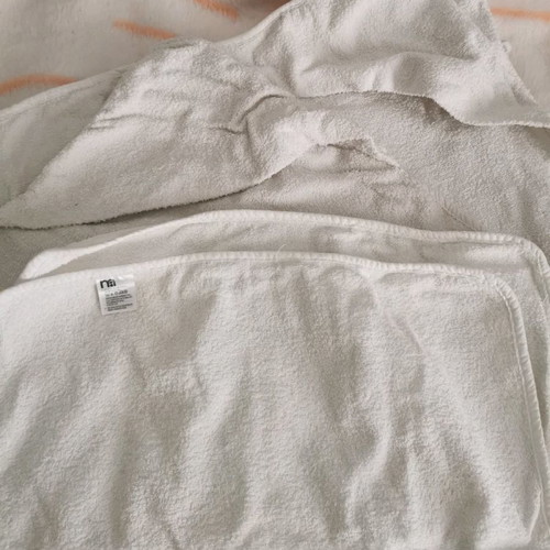 Mothercare children's bathrobes used, set of 3 white items