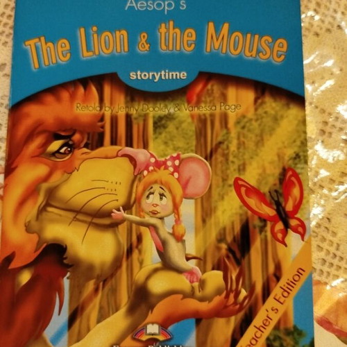 The Lion and the Mouse Aesop's Fables children's book like new