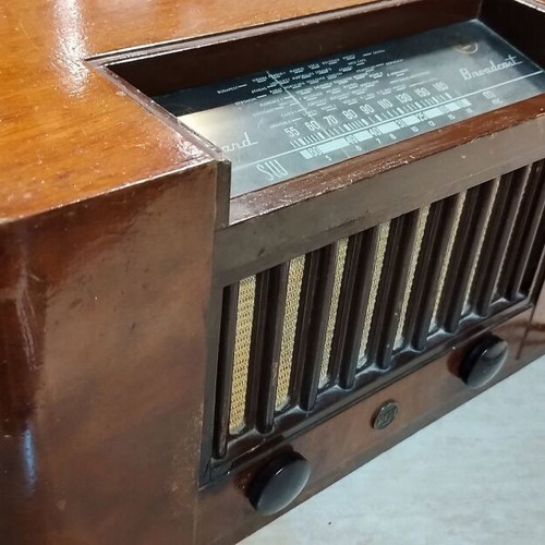 RCA Victor 5021 Sental Ranger AM radio used, made in Greece 1940