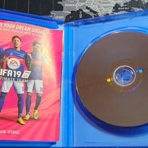 PlayStation 4 FIFA19 used