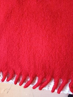 Wool Blanket like new, red with fringes 180x210 cm