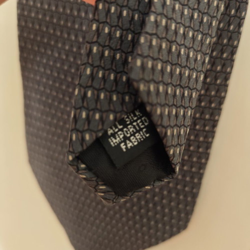 Kenneth Cole New York men's silk tie gray new